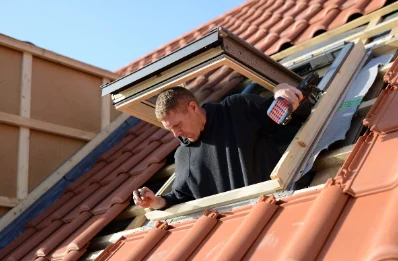 Pose de fenêtres de toit Velux à Linas
